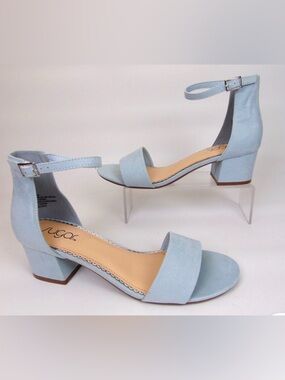 NIB Sugar Noelle Low Heel Dress Sandals, Baby Blue Micro